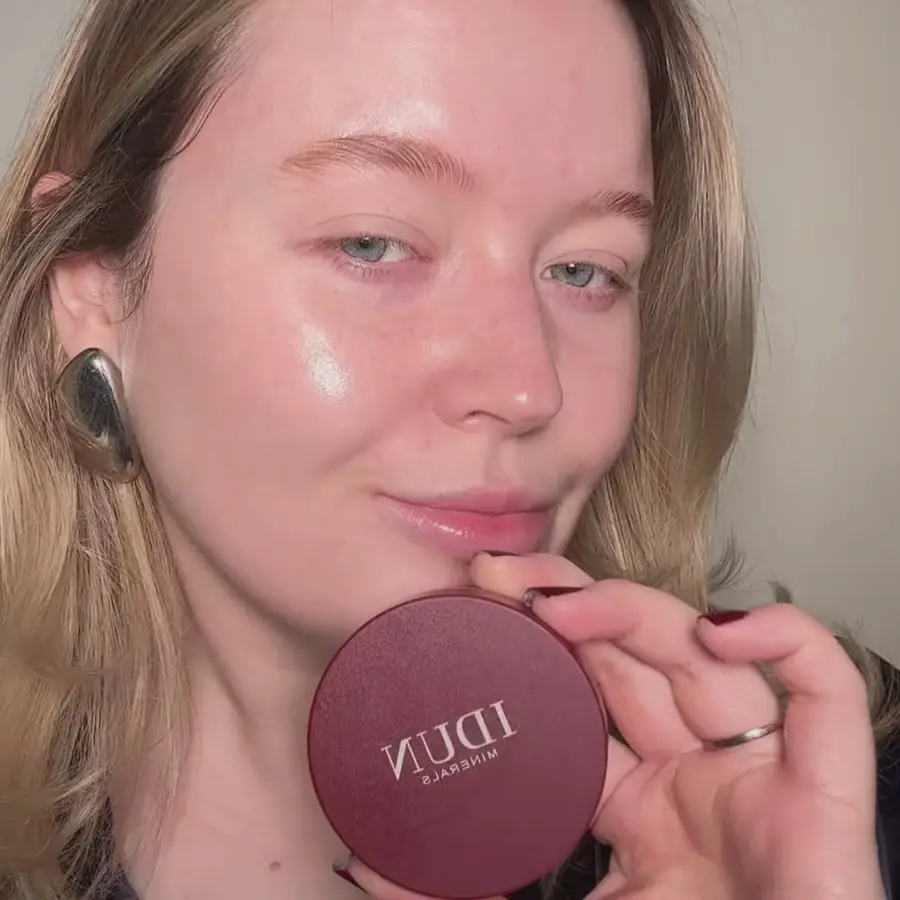 IDUN Minerals — Mineral powder, compact